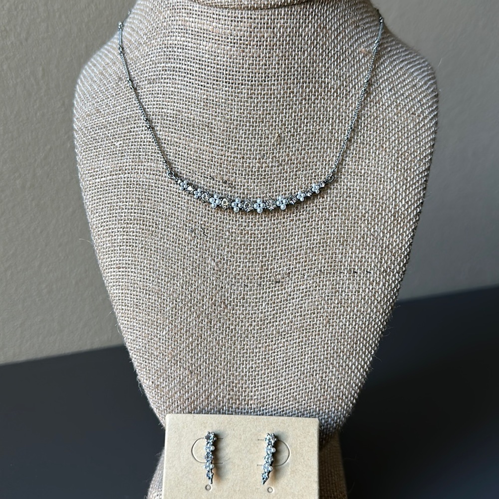 Chloe and Isabel Fashion Necklace and Earrings